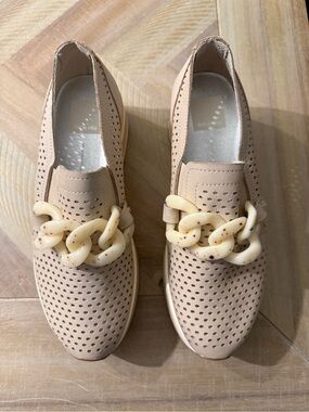 Dolce Vita Cream-Beige Perforated Slip-On Mules with Chunky Chain